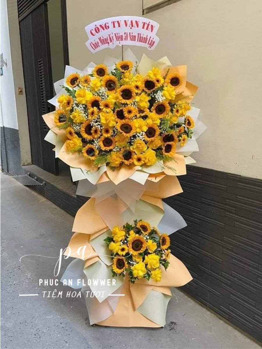 kệ hoa khai trương hoa hướng dương vàng sang trọng chúc mừng khai trương phát đạt thịnh vượng nổi bật – Hoa Tươi Phúc An