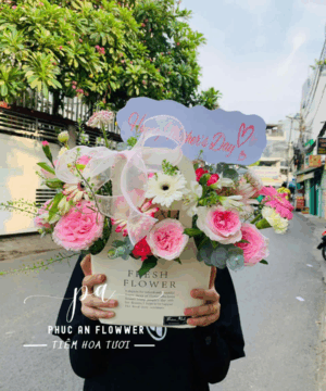 Giỏ hoa tươi tặng mẹ, hộp hoa hồng hồng pastel đẹp, hộp hoa sinh nhật nhẹ nhàng, hộp hoa tươi sang trọng, hộp hoa hồng tặng người thân, hộp hoa phong cách dịu dàng, hộp hoa tươi tinh tế tặng mẹ