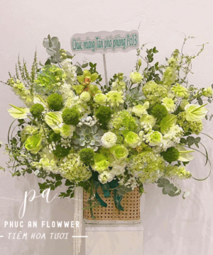 Giỏ hoa chúc mừng thăng chức tone xanh sang trọng hiện đại - Hoa Tươi Phúc An