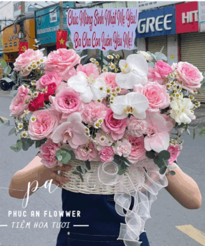 giỏ hoa hồng pastel lan hồ điệp trắng tặng mẹ dịu dàng sang trọng - Hoa Tươi Phúc An