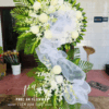 kệ hoa chia buồn màu trắng, kệ hoa viếng tang trang trọng, kệ hoa tang lễ sang trọng, vòng hoa chia buồn cao cấp, kệ hoa chia buồn tinh tế, hoa viếng tang màu trắng, kệ hoa tang lễ đẹp, kệ hoa chia buồn ý nghĩa
