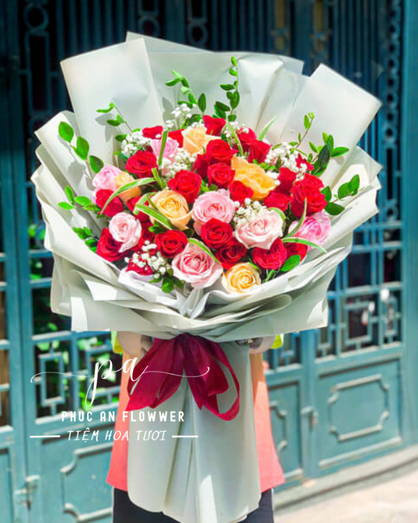 bó hoa hồng đỏ hồng vàng đẹp, bó hoa hồng nhiều màu sinh nhật, bó hoa hồng mix màu lãng mạn, bó hoa hồng tặng người yêu, bó hoa hồng nhiều màu sang trọng, hoa hồng tươi nhiều màu, bó hoa hồng mix hiện đại