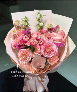 Bó hoa hồng pastel phối cẩm chướng và lan hồng lãng mạn